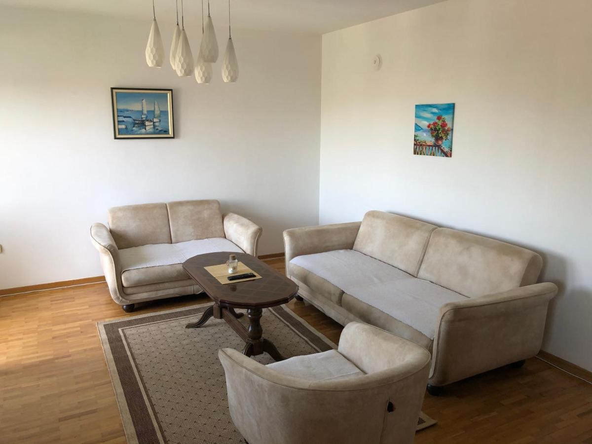 Square Apartment ポドゴリツァ エクステリア 写真